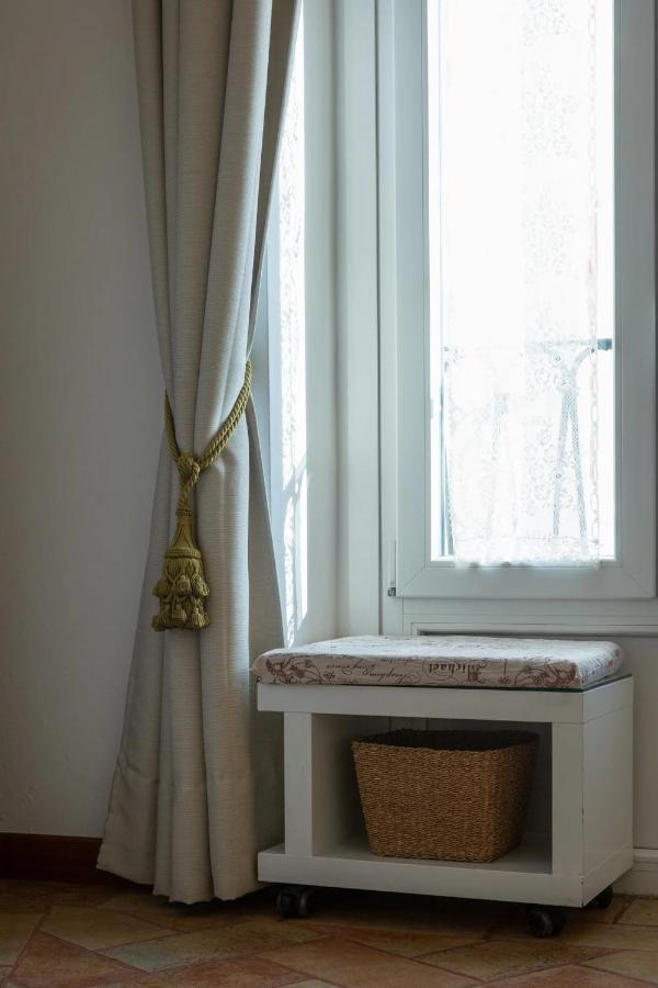 Canal View Historical Apartment Milan Bagian luar foto